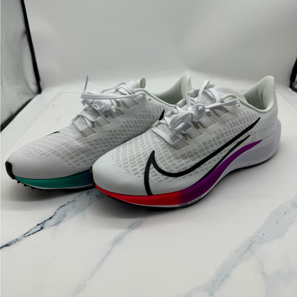 Nike Women’s Air Zoom Pegasus 37 Sz. 10